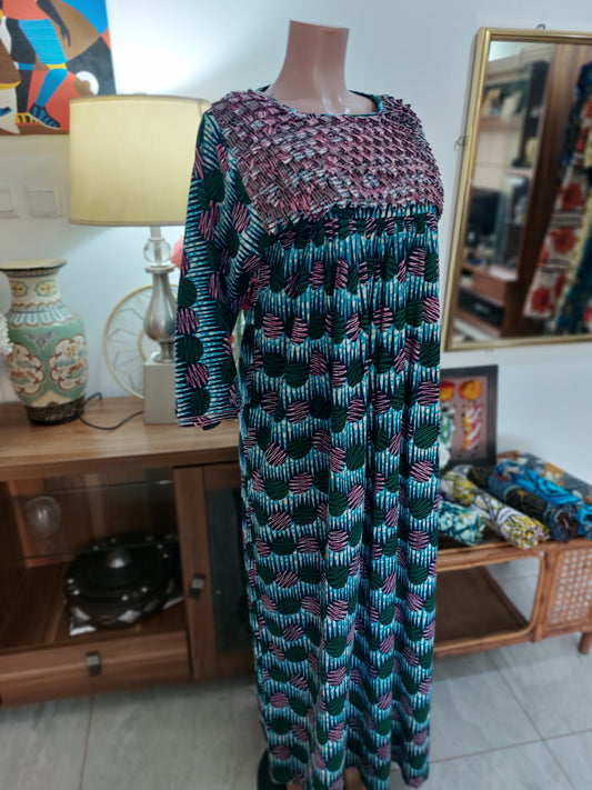 Robe en pagne, taille gabonaise